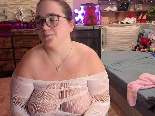 KimberlyCaprice webcam