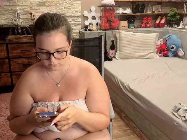 KimberlyCaprice webcam