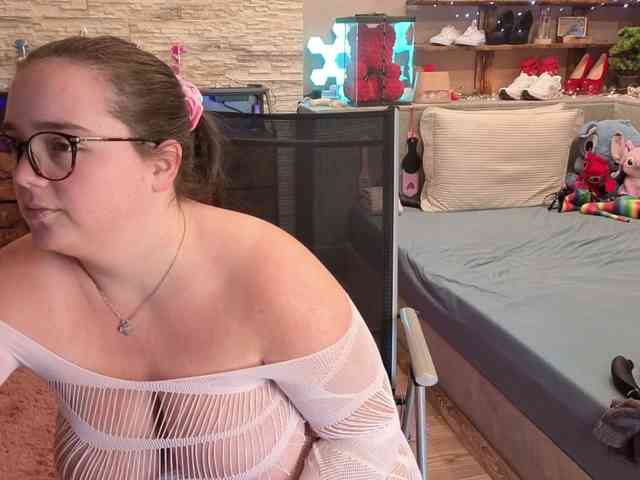 KimberlyCaprice webcam