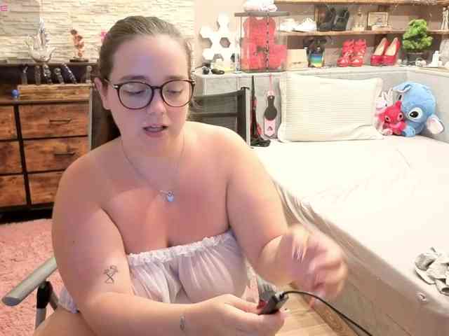 KimberlyCaprice webcam