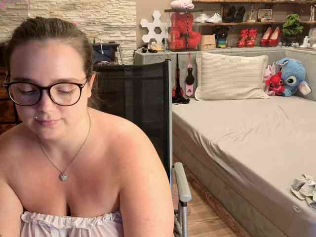 KimberlyCaprice webcam