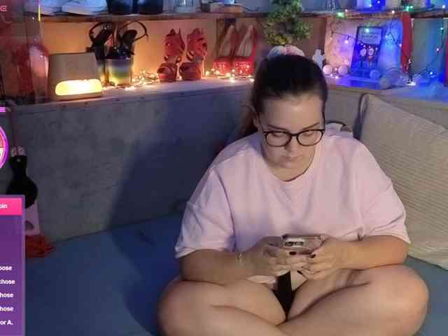 KimberlyCaprice webcam