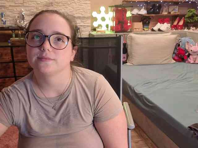 KimberlyCaprice webcam