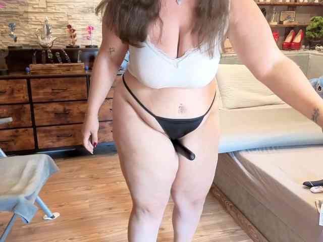 KimberlyCaprice webcam