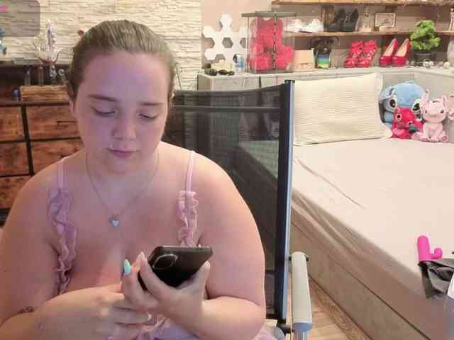 KimberlyCaprice webcam