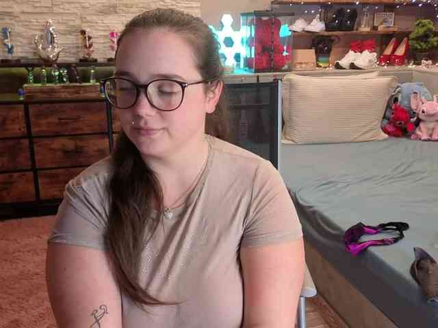 KimberlyCaprice webcam