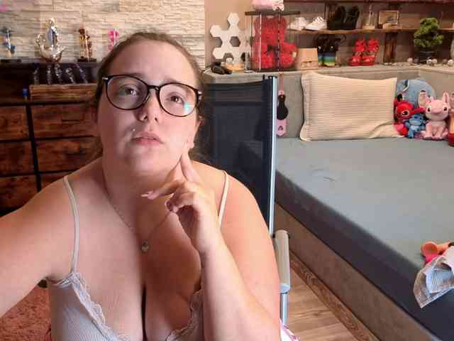 KimberlyCaprice webcam