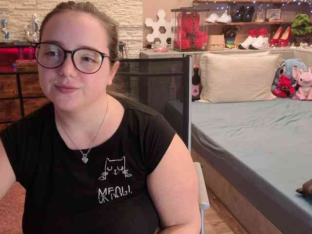 KimberlyCaprice webcam