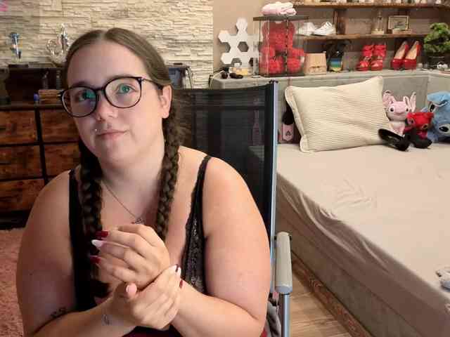 KimberlyCaprice webcam