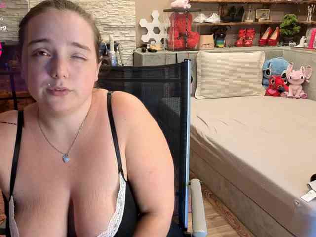 Model: KimberlyCaprice