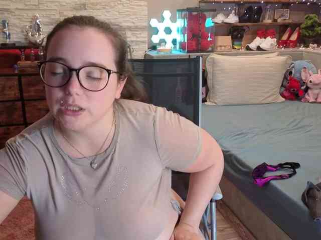 KimberlyCaprice webcam