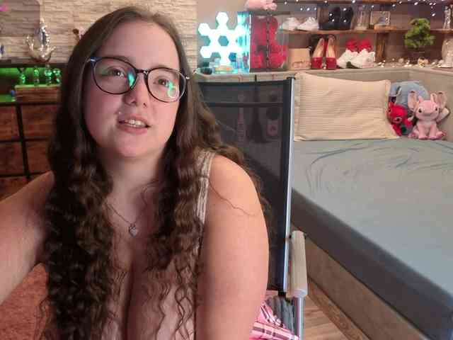 KimberlyCaprice webcam
