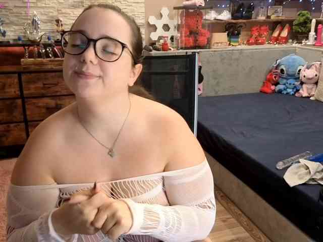 KimberlyCaprice webcam