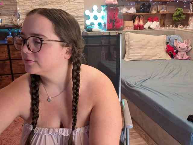 KimberlyCaprice webcam