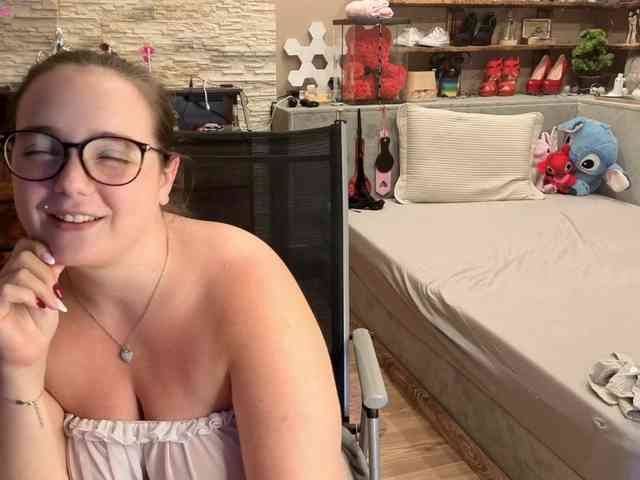KimberlyCaprice webcam