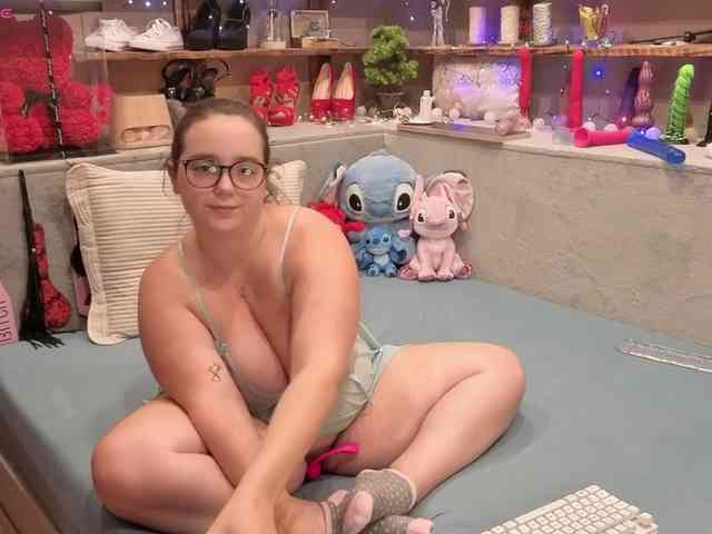Model: KimberlyCaprice