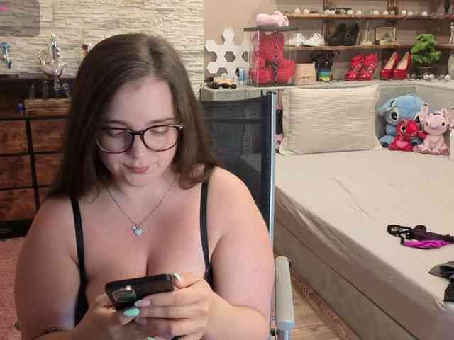 KimberlyCaprice webcam