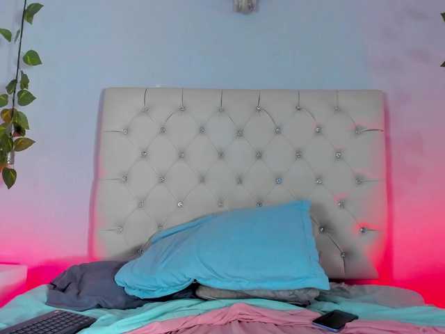 Ariiadna-Fox live cam on BongaCams