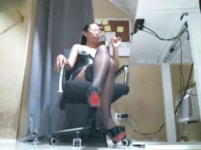 GoddessArax webcam