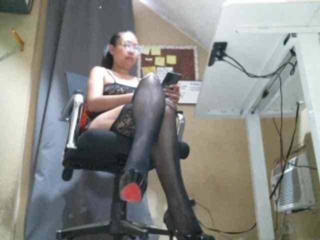 GoddessArax webcam