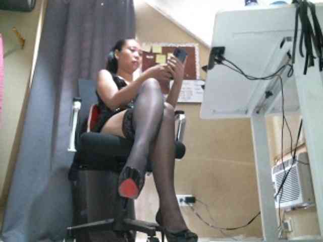 GoddessArax webcam