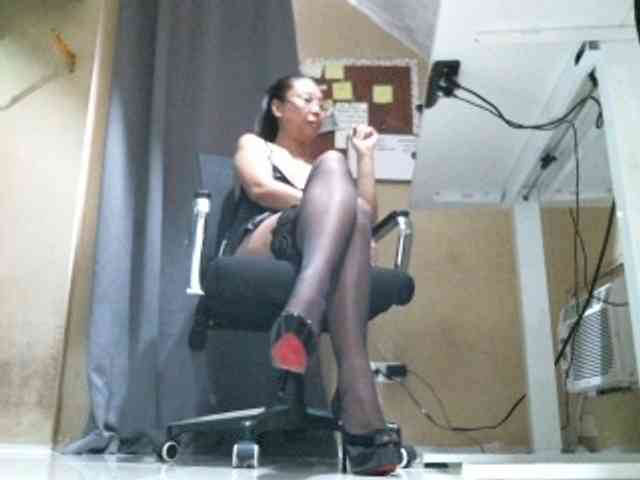 GoddessArax webcam