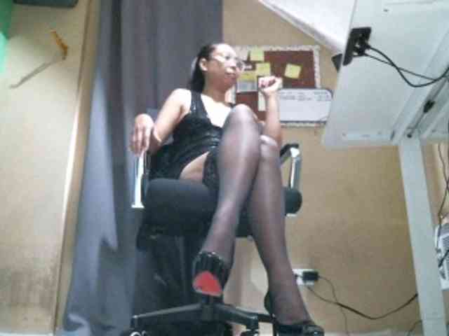 GoddessArax webcam
