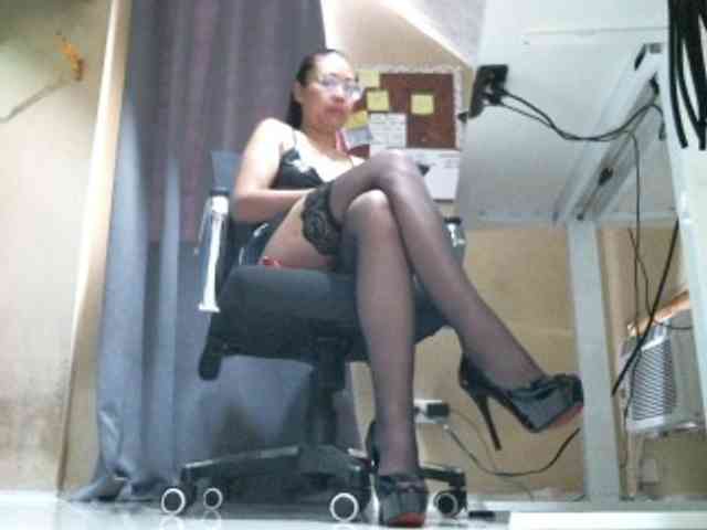 GoddessArax webcam