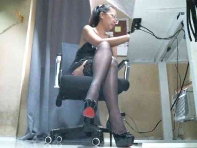 GoddessArax webcam