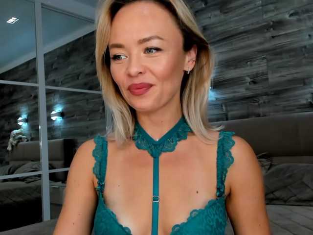 SunshineAlexa live cam on BongaCams