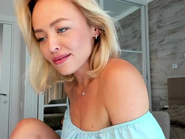 SunshineAlexa live cam on BongaCams