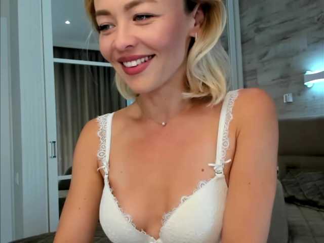 SunshineAlexa live cam on BongaCams
