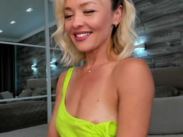 SunshineAlexa live cam on BongaCams