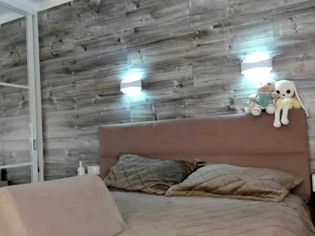 SunshineAlexa live cam