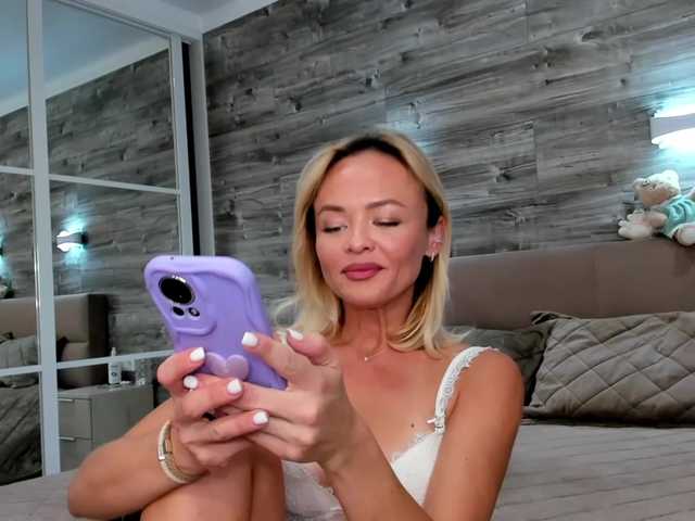 SunshineAlexa live cam on BongaCams