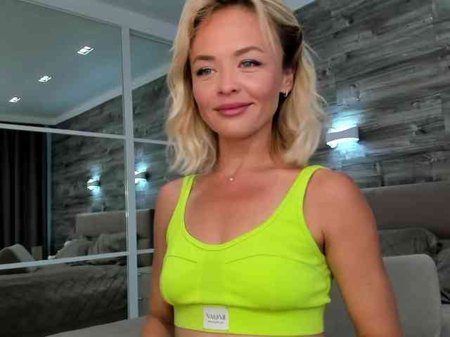SunshineAlexa Live Webcam on BongaCams