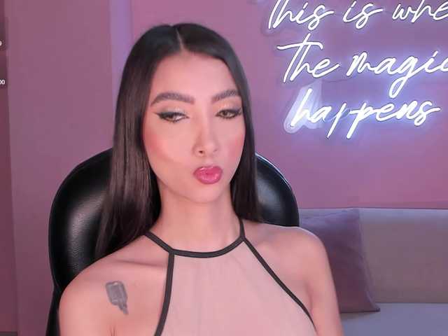 ValeriaVelvet live webcam show