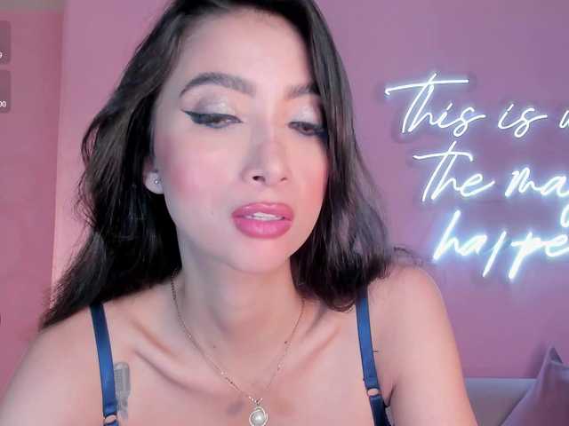 ValeriaVelvet live cam on BongaCams