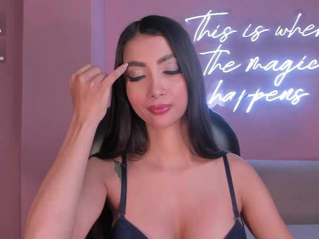 ValeriaVelvet live cam on BongaCams