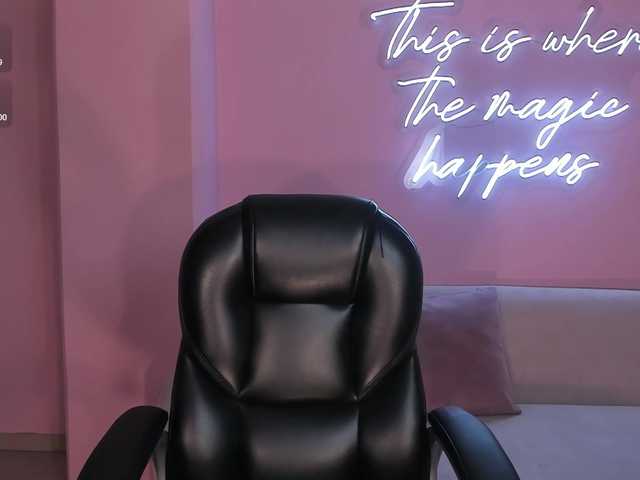 ValeriaVelvet live cam on BongaCams
