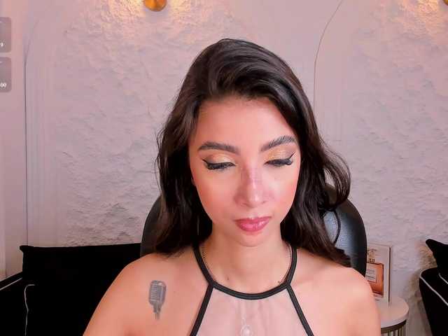 ValeriaVelvet live cam on BongaCams