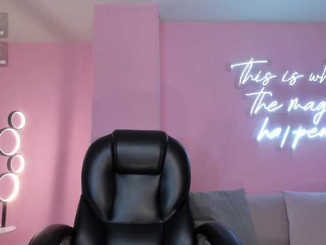 ValeriaVelvet live cam on BongaCams