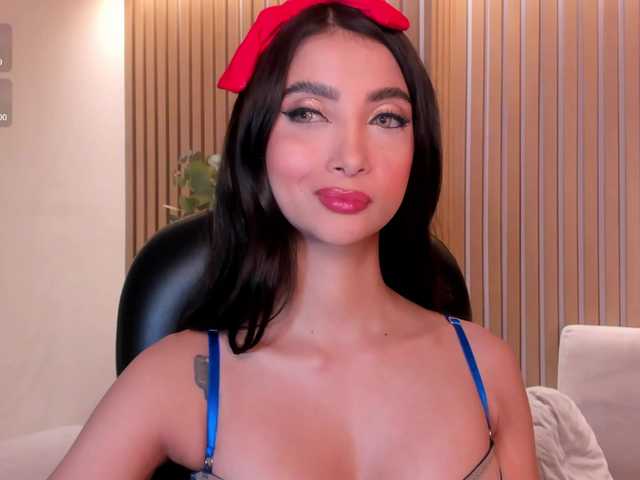 ValeriaVelvet live cam on BongaCams