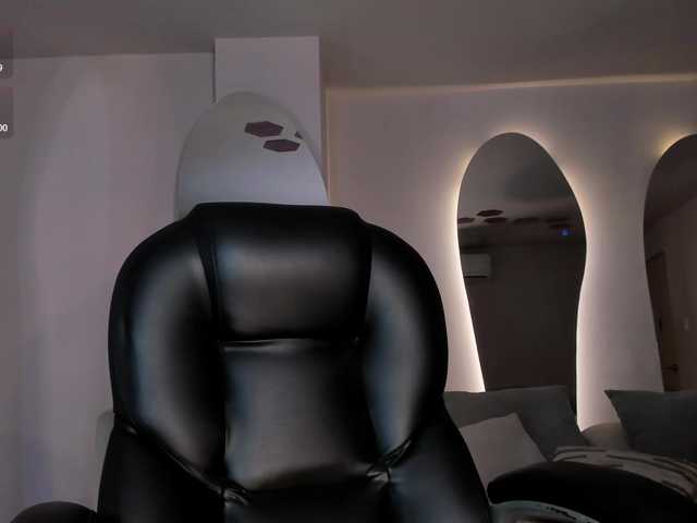 ValeriaVelvet live cam on BongaCams
