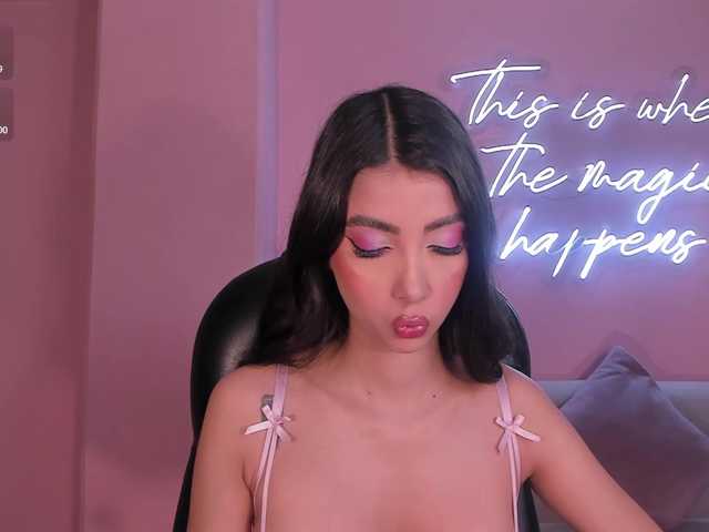 ValeriaVelvet live webcam show