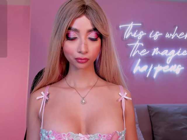 ValeriaVelvet live cam on BongaCams