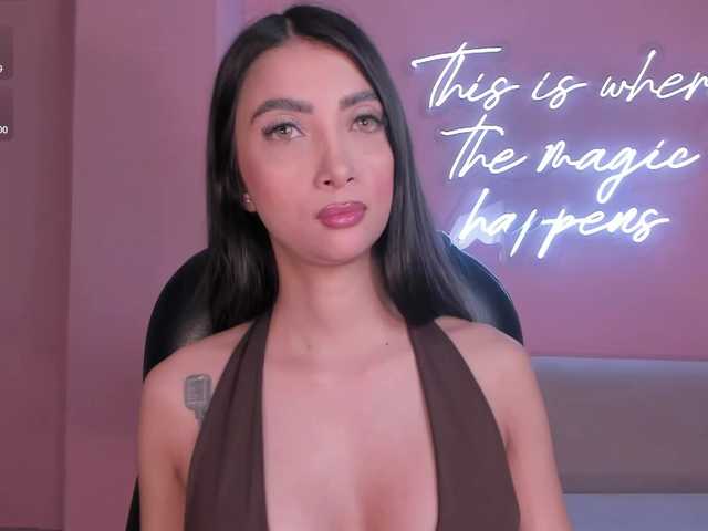 ValeriaVelvet live cam on BongaCams