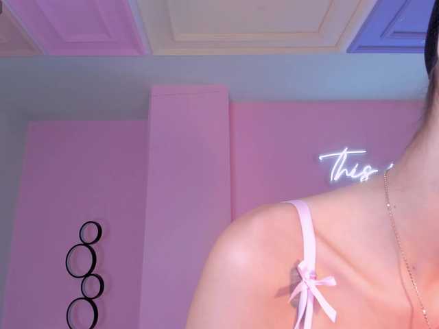 ValeriaVelvet live cam on BongaCams