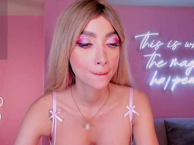 ValeriaVelvet live cam on BongaCams