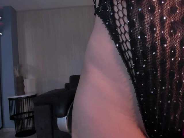 ValeriaVelvet live cam on BongaCams